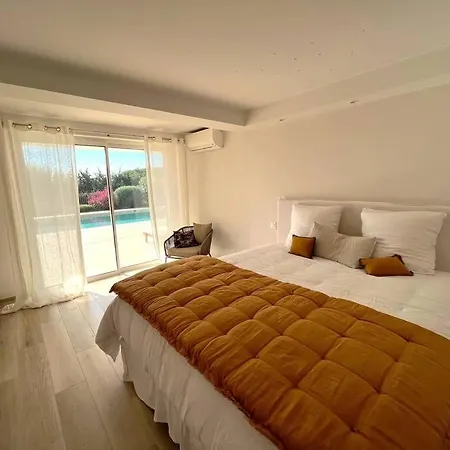Apartment Postee Face A La Sainte-Maxime